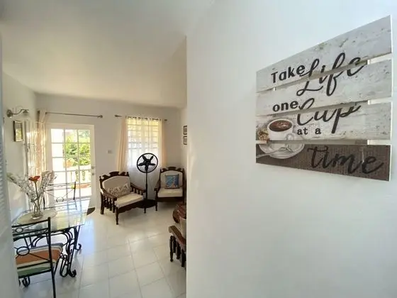 Lovely 1 Bedroom Unit Lower Level