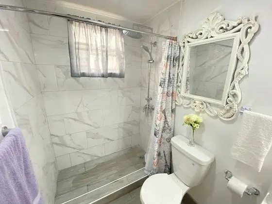 Tranquil 2 Bedroom Unit Lower Level