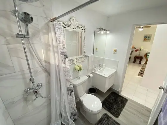Tranquil 2 Bedroom Unit Lower Level