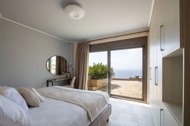 Gold Private Pool Villa Sea View