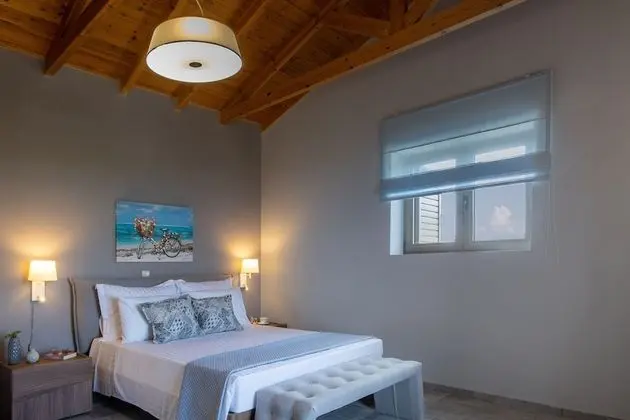 Gold Private Pool Villa Sea View