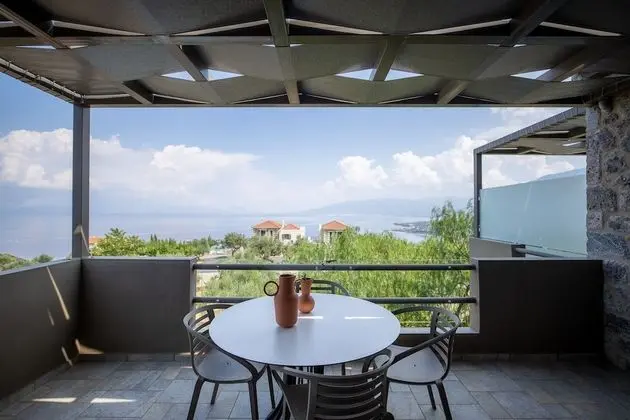 Gold Private Pool Villa Sea View