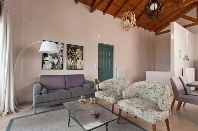 Gold Private Pool Villa Sea View