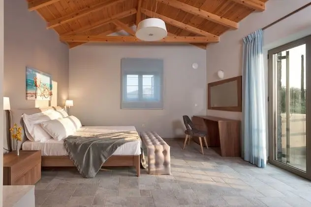 Gold Private Pool Villa Sea View