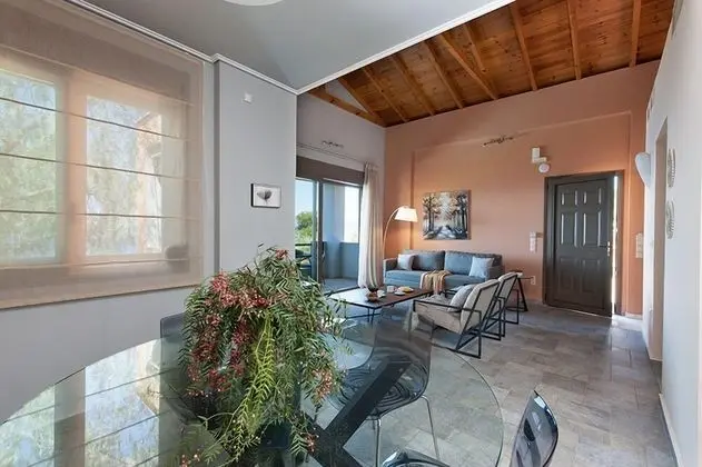 Süit, 3 Yatak Odası, Kişiye Özel Havuzlu (Semibasement)