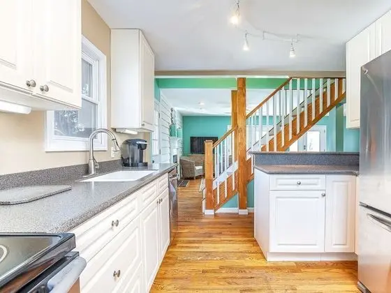 Ev, Birden Çok Yatak, Mutfak, Bahçe Manzaralı