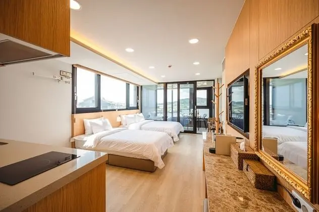 Deluxe Oda (View 1)
