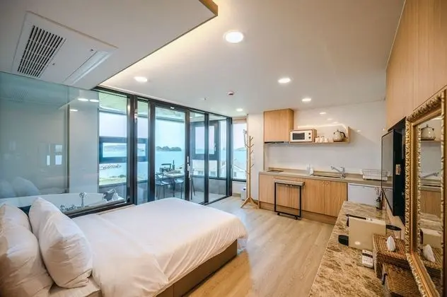 Standard Oda (View 2)