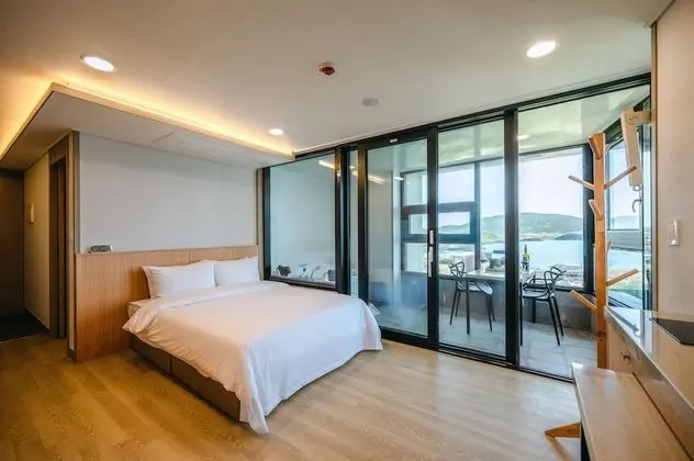 Standard Oda (View 2)