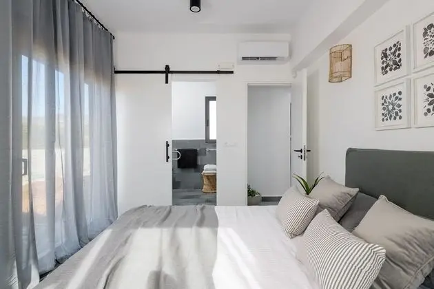 Luxury Villa, 4 Yatak Odası, Kişiye Özel Havuzlu, Plaj Manzaralı