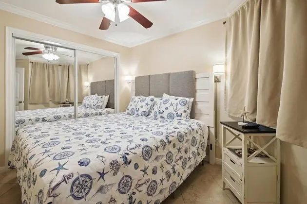 Daire, 1 En Büyük (King) Boy Yatak ve Çekyat, Balkon, Plaj Manzaralı