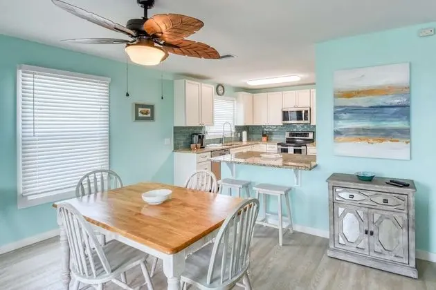 Ev (Seascape Family Beach Retreat)