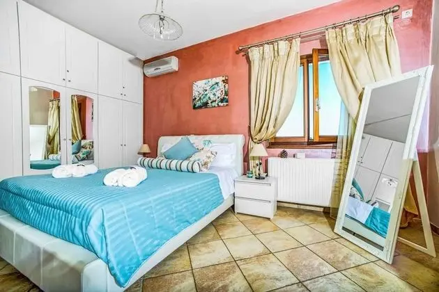 Villa, 3 Yatak Odası, Kişiye Özel Havuzlu, Deniz Manzaralı