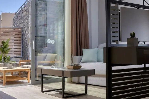 Deluxe Apart Daire, Havuz Manzaralı