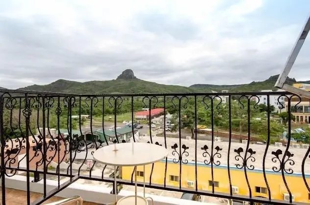 Dört Kişilik Oda, Balkon