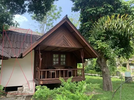 Bungalow Garden View