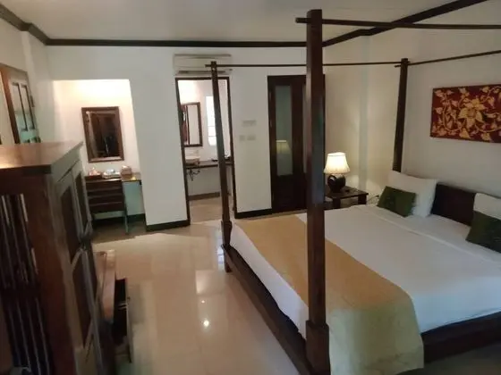 Deluxe Room with Garden View