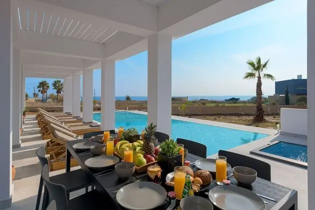 Luxury Villa, 4 Yatak Odası, Kişiye Özel Havuzlu, Plaj Manzaralı