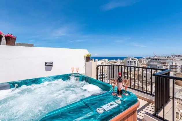 Superior Çatı Katı Süiti (Penthouse), Deniz Manzaralı