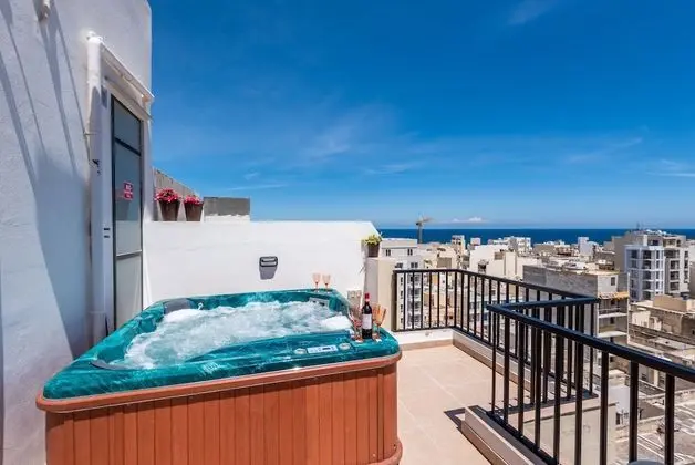 Superior Çatı Katı Süiti (Penthouse), Deniz Manzaralı