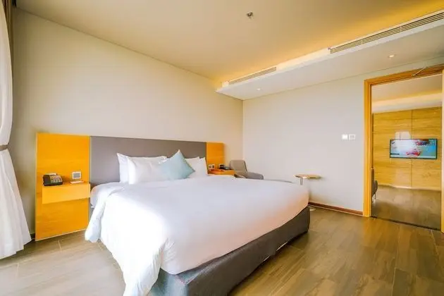 Phu Quoc Suite 2 Bedrooms (40-minute Body Massage for 4)