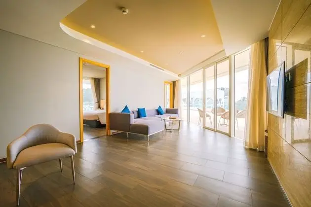 Phu Quoc Suite 2 Bedrooms (40-minute Body Massage for 4)