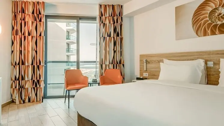 Comfort Tek Büyük veya İki Ayrı Yataklı Oda, Deniz Manzaralı