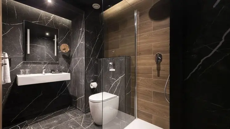 Deluxe Dört Kişilik Oda, Deniz Manzaralı