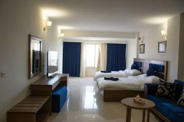 Deluxe Üç Kişilik Oda, Birden Çok Yatak, Sigara İçilmez