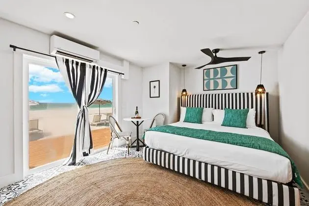 Luxury Oda, 1 En Büyük (King) Boy Yatak, Plaj Manzaralı