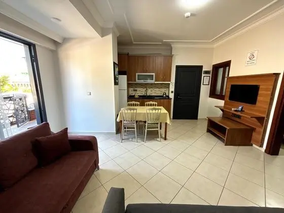 Daire, Kara Manzaralı, Balkonlu