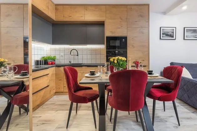 Design Apart Daire, 1 Büyük (Queen) Boy Yatak ve Çekyat