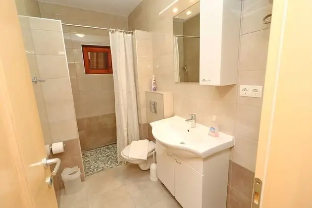 Apart Daire (Comfort One Bedroom Apartment SeaView)