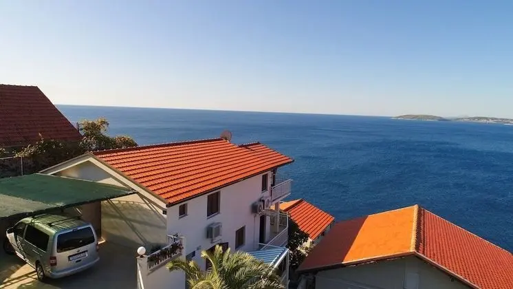 Stüdyo (Studio Apartment with SeaView)