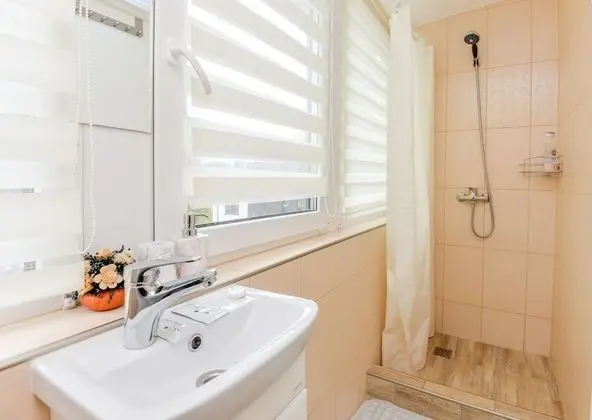 Deluxe Apart Daire, Balkon, Göl Manzaralı