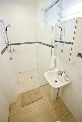 Stüdyo, Denize Sıfır (Two)