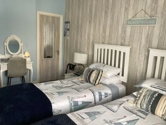 Tek Büyük veya İki Ayrı Yataklı Oda