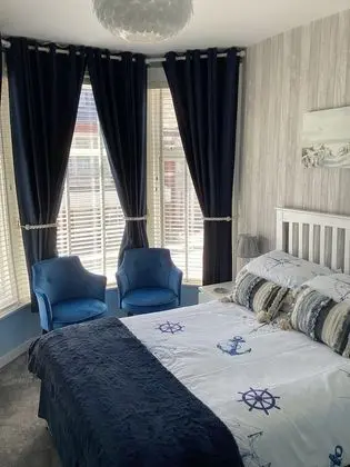 Tek Büyük Yataklı Oda (Large)