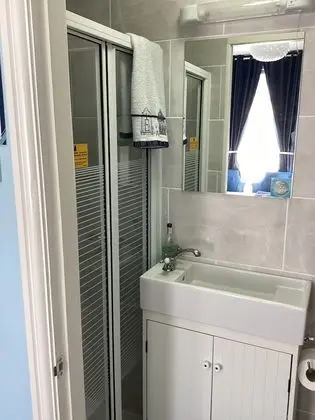 Tek Büyük Yataklı Oda (Large)