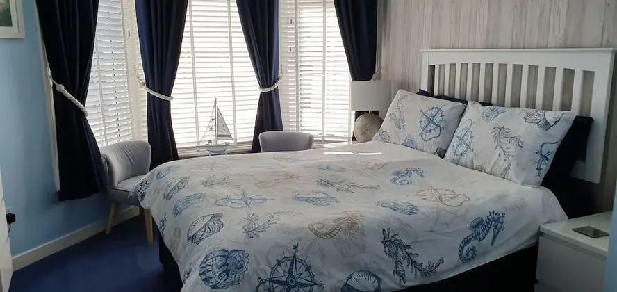 Tek Büyük Yataklı Oda (Large)