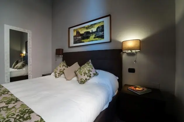 Comfort Tek Büyük Yataklı Oda