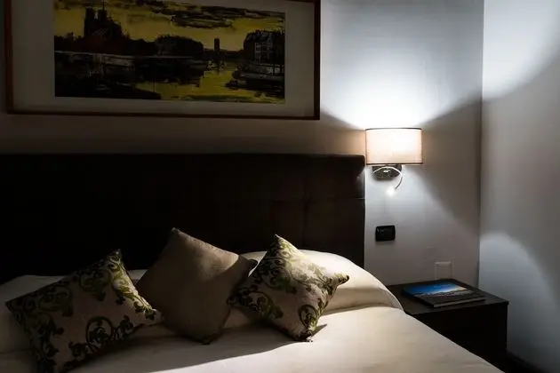 Comfort Tek Büyük Yataklı Oda