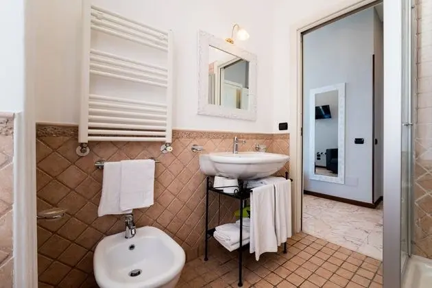 Deluxe Tek Büyük Yataklı Oda, Özel Banyo