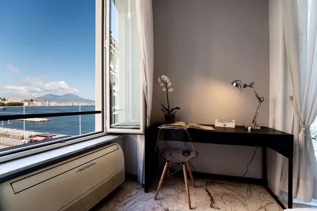 Deluxe Tek Büyük Yataklı Oda, Özel Banyo