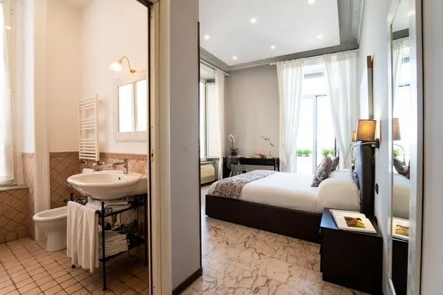 Deluxe Tek Büyük Yataklı Oda, Özel Banyo