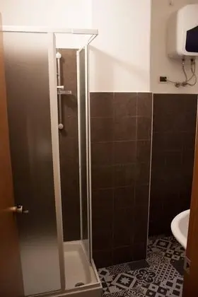 Tek Büyük Yataklı Oda (Verde)