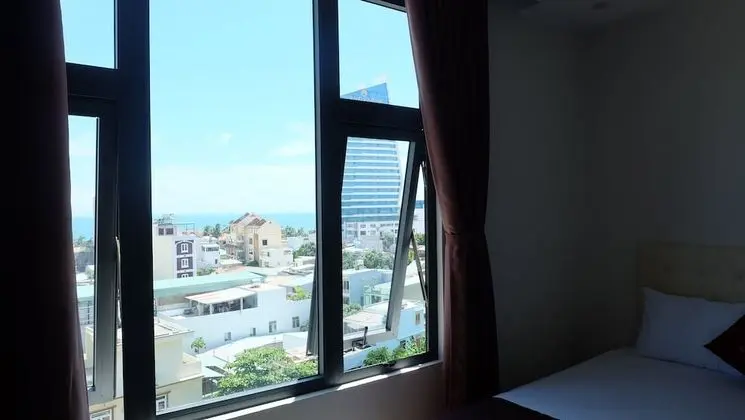 Büyük Yataklı Tek Kişilik Oda