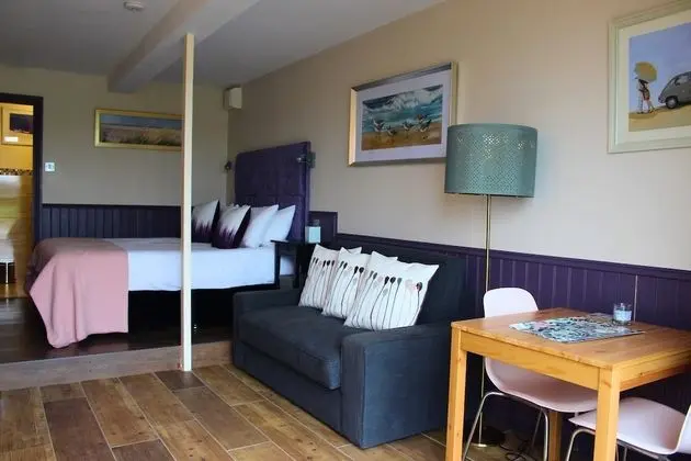 Luxury Stüdyo, Deniz Manzaralı (Purple)