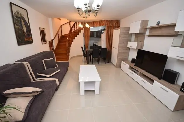Comfort Ev, Koy Manzaralı, Denize Bakan
