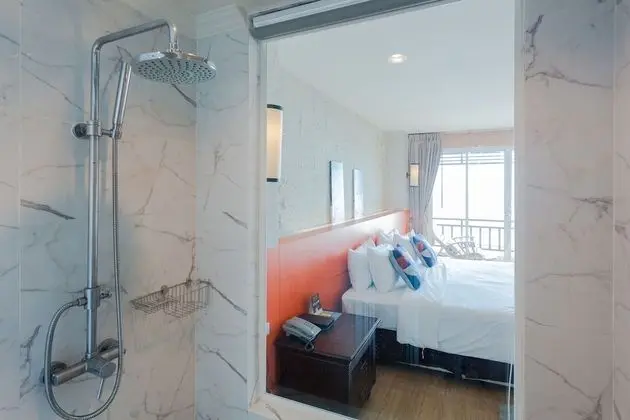 Deluxe Oda, Sigara İçilmez, Deniz Manzaralı